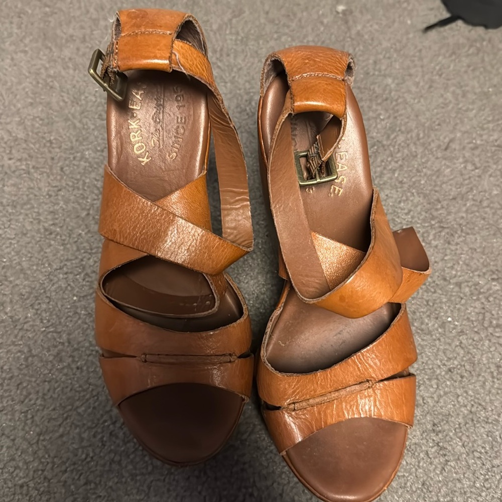Kork-ease, size 6, worn well but still good condition.